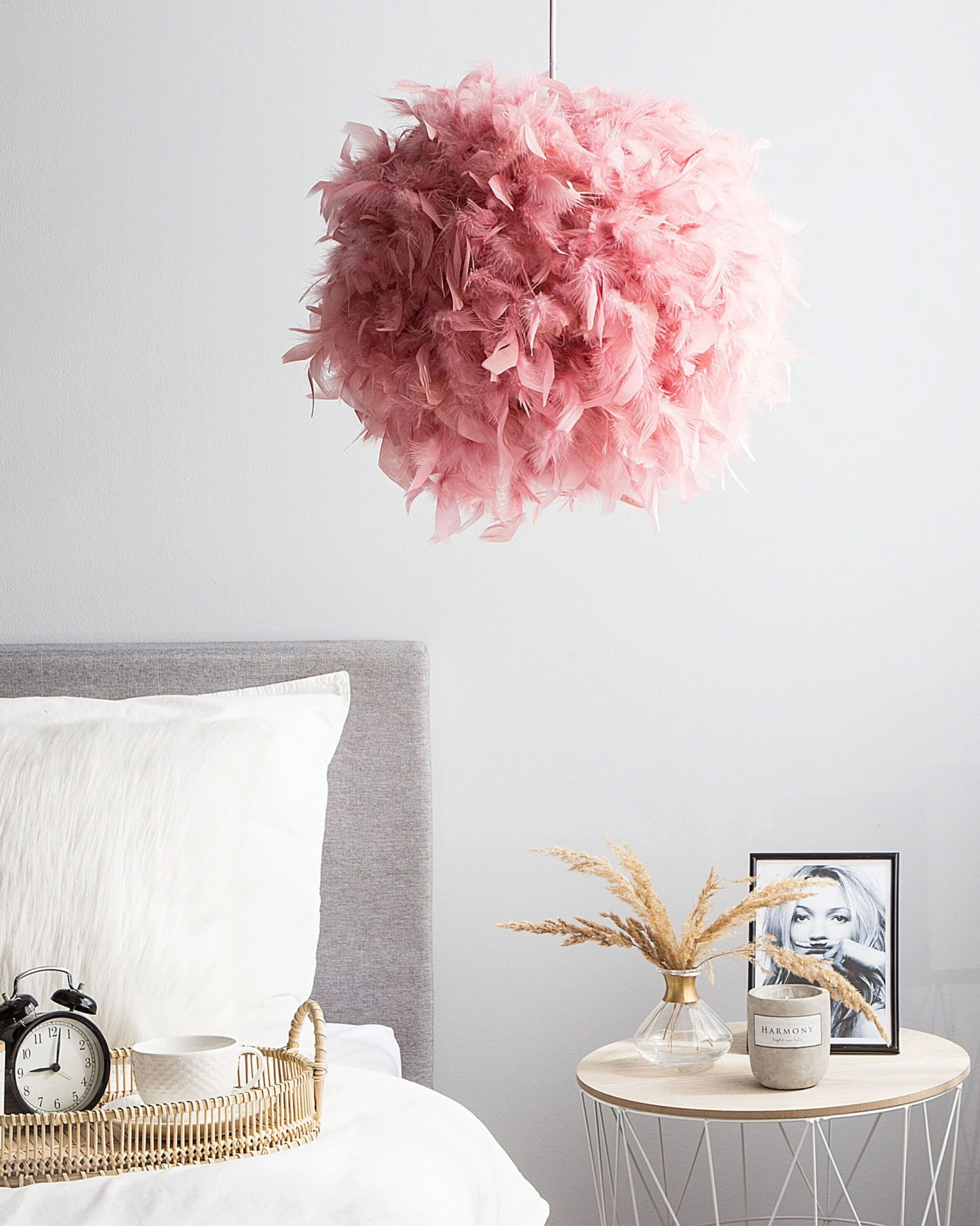 Feather Pendant Lamp Pink DRAVA - Image 2