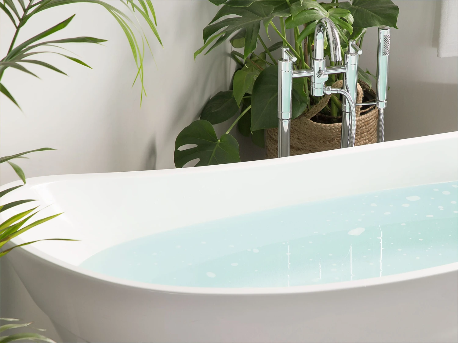 Freestanding Bath White 1700 X 730 Mm BUENAVISTA - Image 4