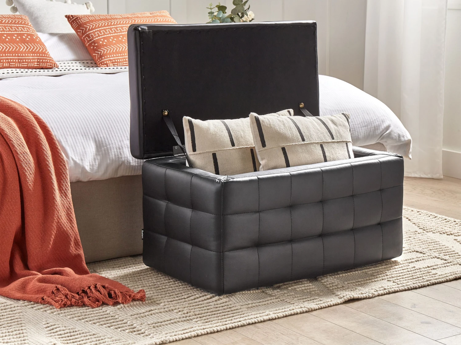 Faux Leather Storage Ottoman Black MICHIGAN - Image 3
