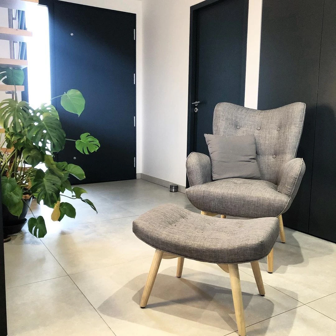 Wingback Chair With Footstool Light Grey VEJLE 5 Wingback Chair With Footstool Light Grey VEJLE - Image 3