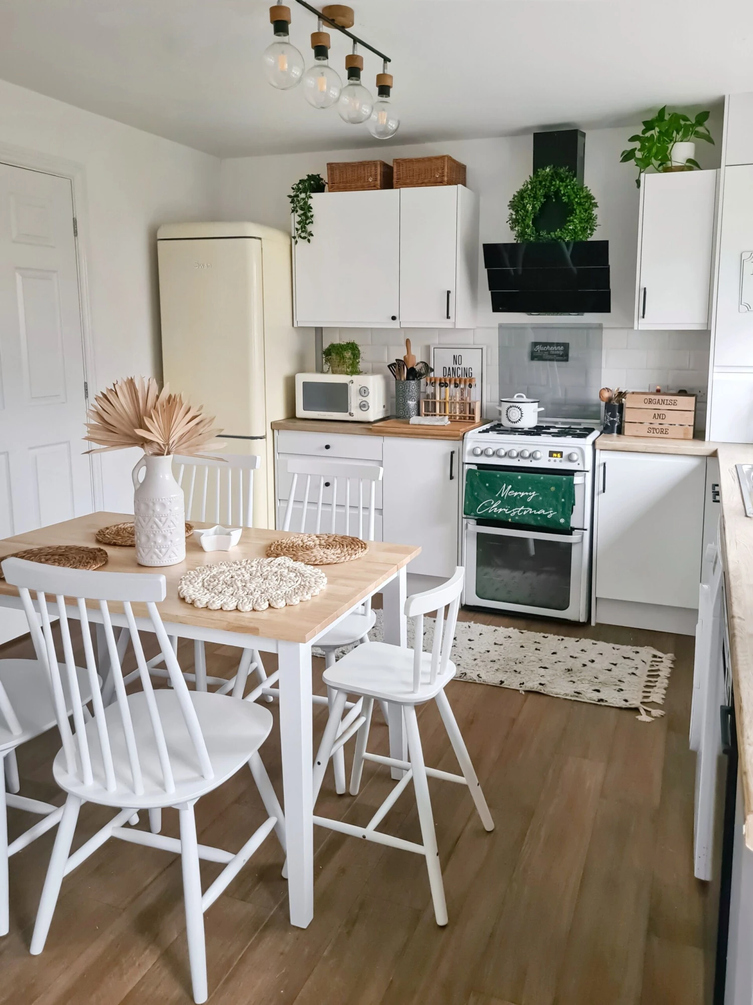 Set Of 2 Wooden Dining Chairs White BURBANK - Image 6