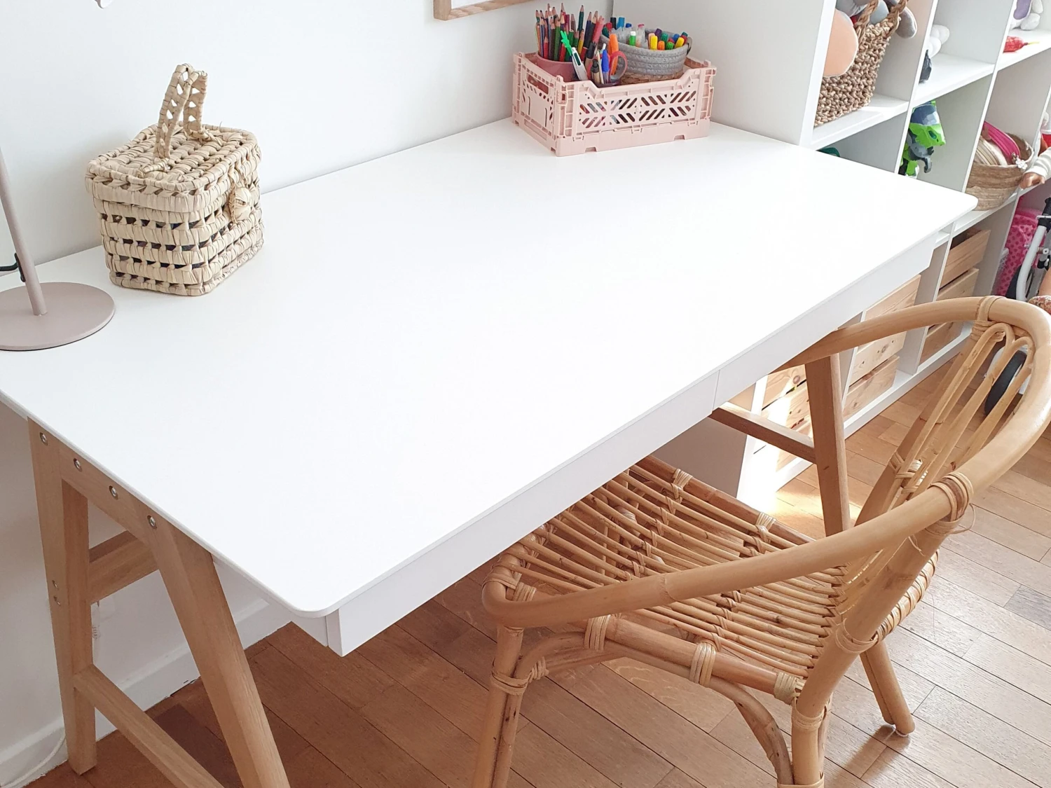 2 Drawer Home Office Desk 120 X 70 Cm White SHESLAY - Image 6