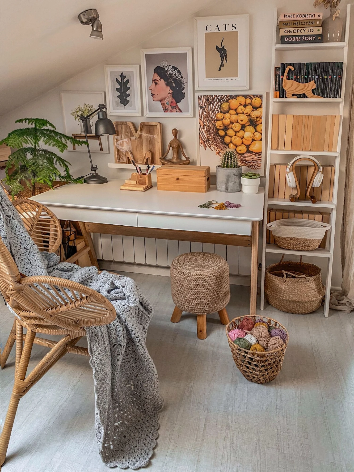 2 Drawer Home Office Desk 120 X 70 Cm White SHESLAY - Image 7