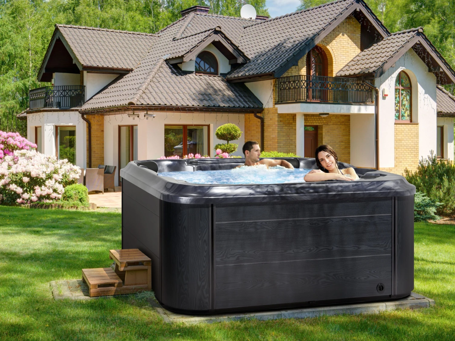 Square Hot Tub With LED Grey TULAROSA - Image 3