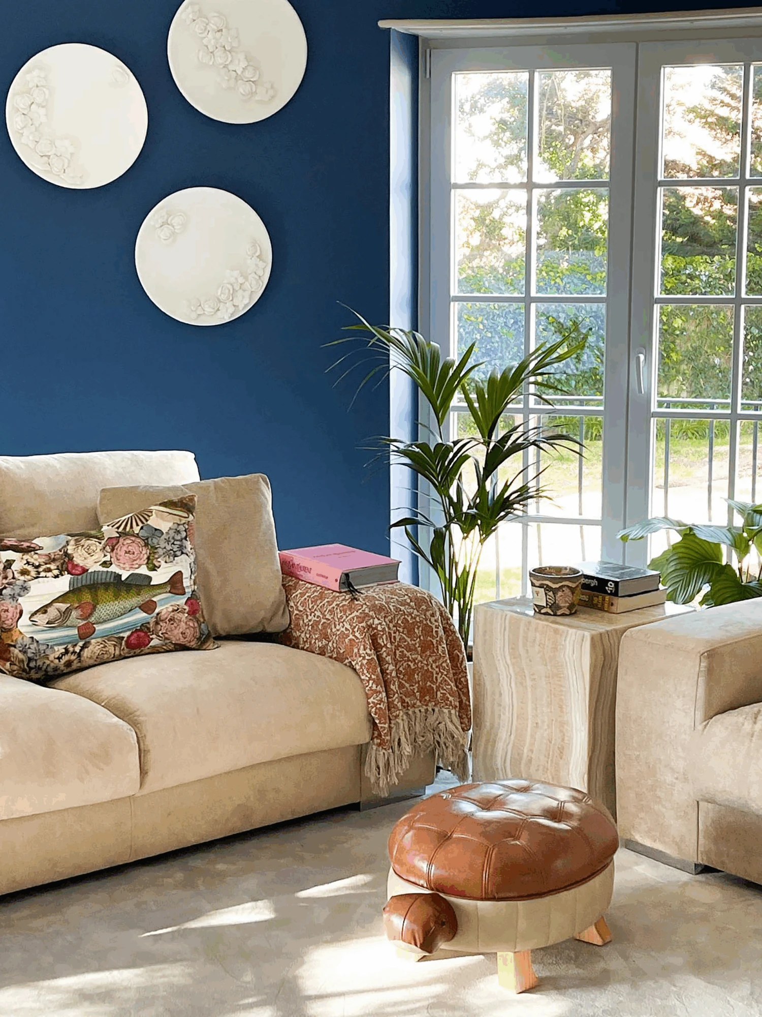 Faux Leather Animal Stool Brown TURTLE - Image 3