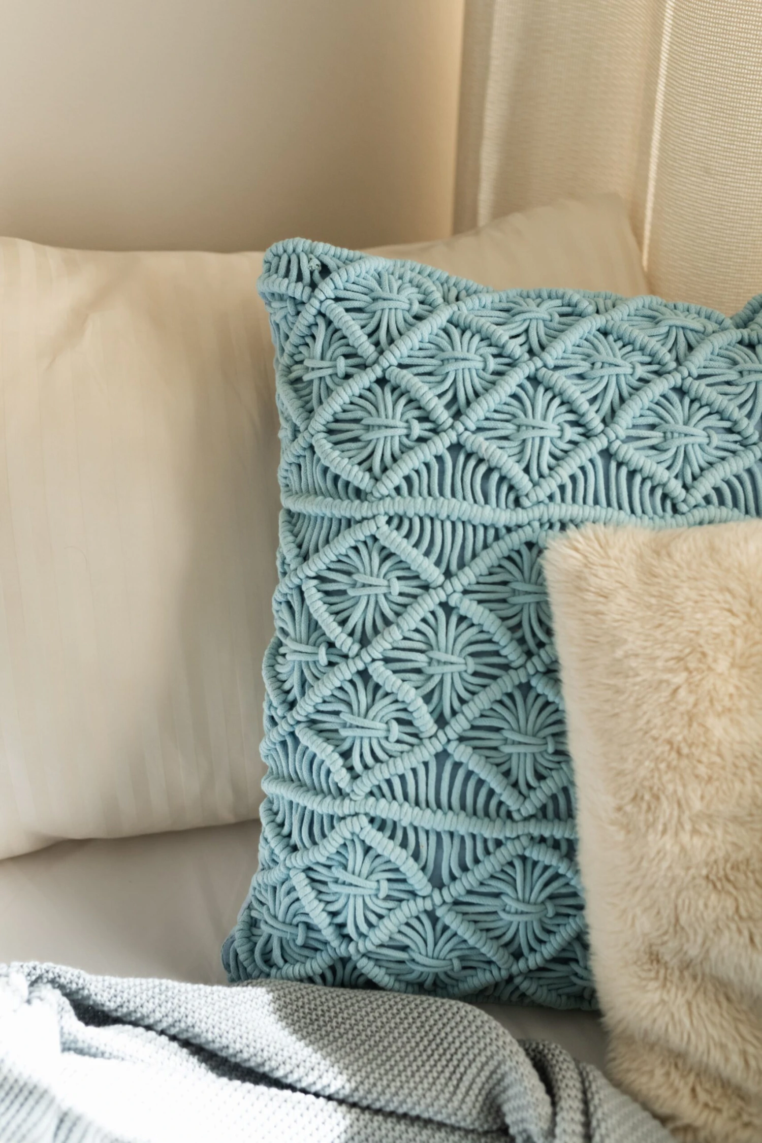 Set Of 2 Cotton Macrame Cushions 45 X 40 Cm Blue GOREME 5 Set Of 2 Cotton Macrame Cushions 45 X 40 Cm Blue GOREME - Image 3