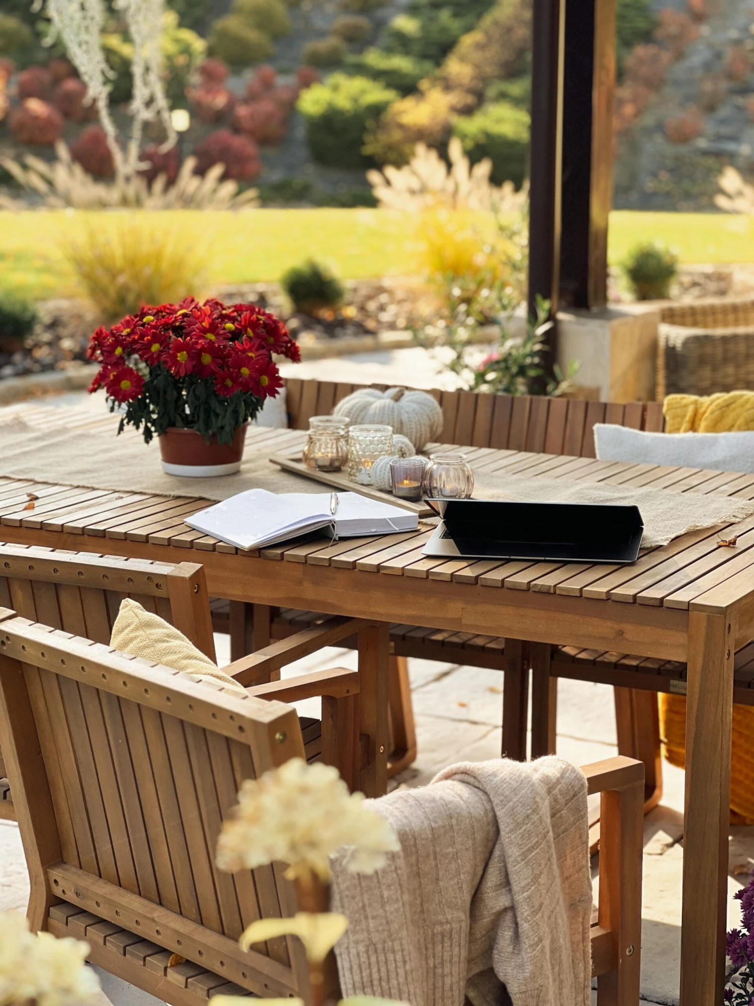 6 Seater Acacia Wood Garden Dining Set SASSARI - Image 7