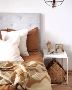 Metal Side Table White SAXON 20 Metal Side Table White SAXON -Cheap Furniture Store undef src sa picid 853789 type whitesh image