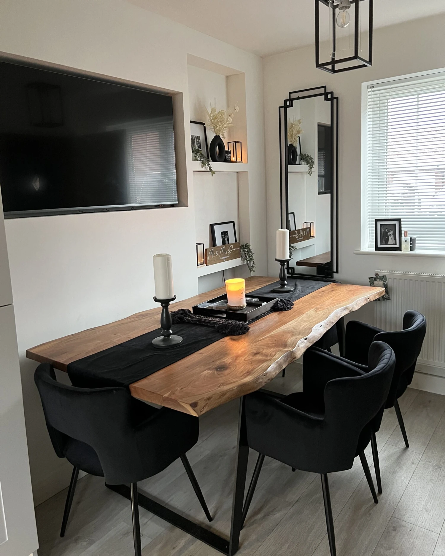 Velvet Dining Chair Black SANILAC 5 Velvet Dining Chair Black SANILAC - Image 3